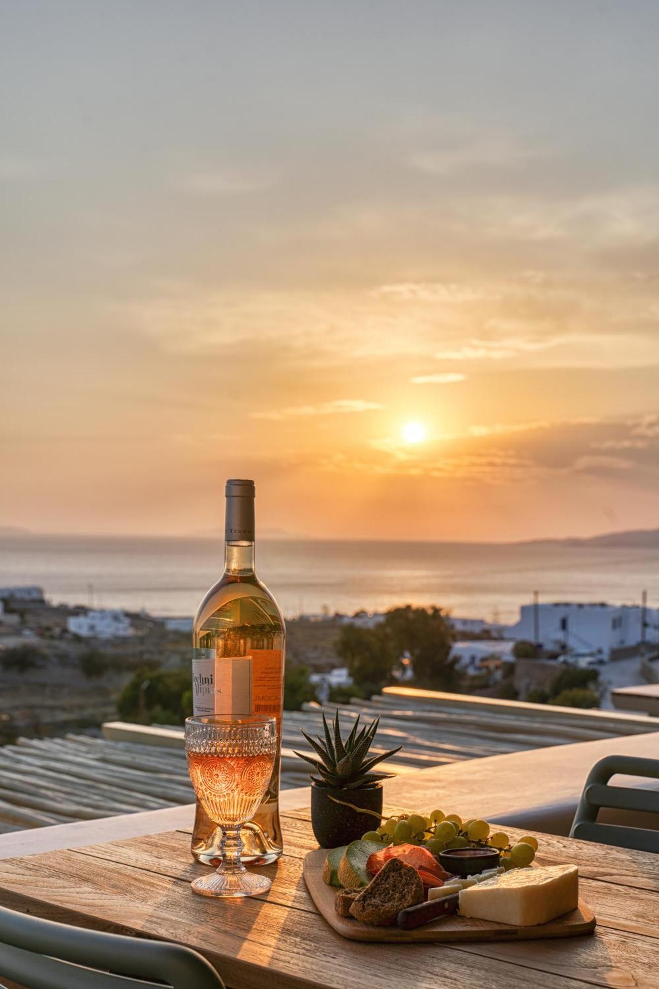 Ostria View Mykonos Bed and Breakfast Mykonos Town Exteriör bild
